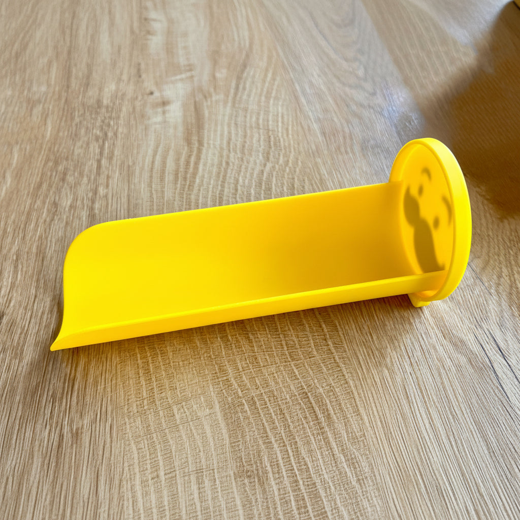 Chips Slider Tray with a Functional Lid